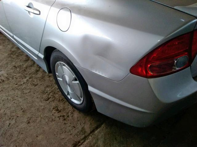 Photo 9 from auction – 2006 HONDA CIVIC HYBR with VIN JHMFA36276S022073