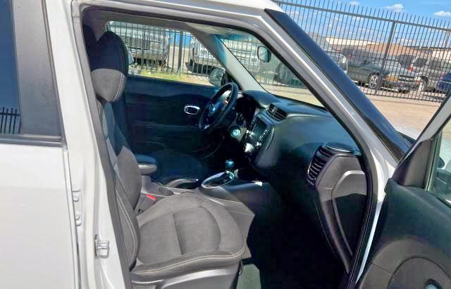Photo 5 from auction – 2019 KIA SOUL + with VIN KNDJP3A57K7917989