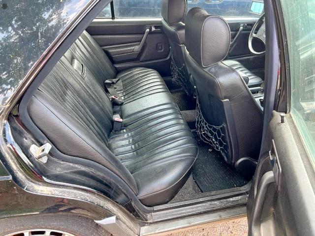 Photo 6 from auction – 1990 MERCEDES-BENZ 190 E 2.6 with VIN WDBDA29D8LF729914