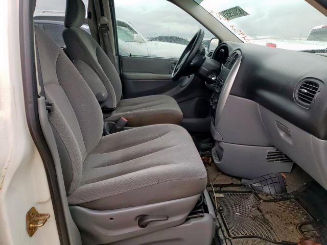Photo 6 from auction – 2006 CHRYSLER TOWN & COU with VIN 2A4GP54L56R766374
