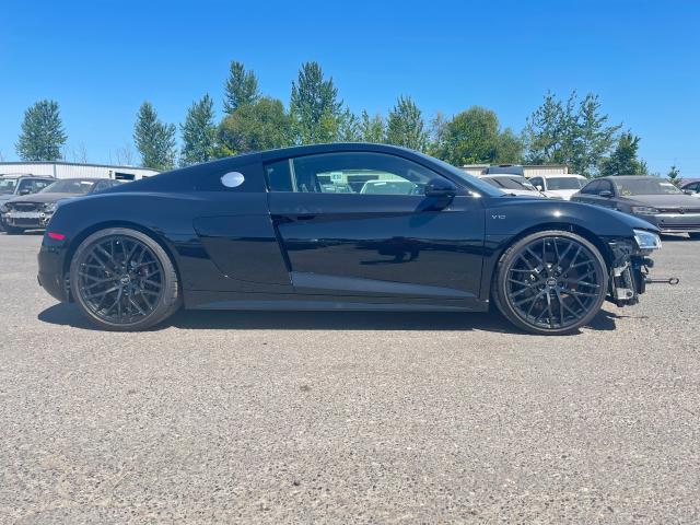 Photo 9 from auction – 2018 AUDI R8 5.2 QUA with VIN WUAEAAFX3J7900691