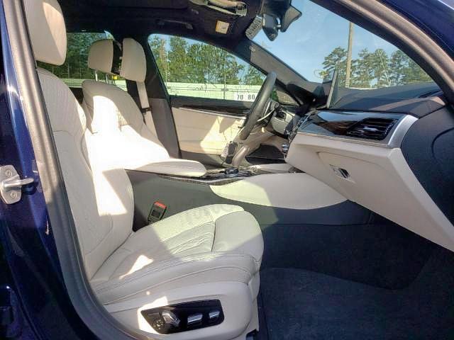 Photo 5 from auction – 2021 BMW M550XI with VIN WBA13BK02MCF25277