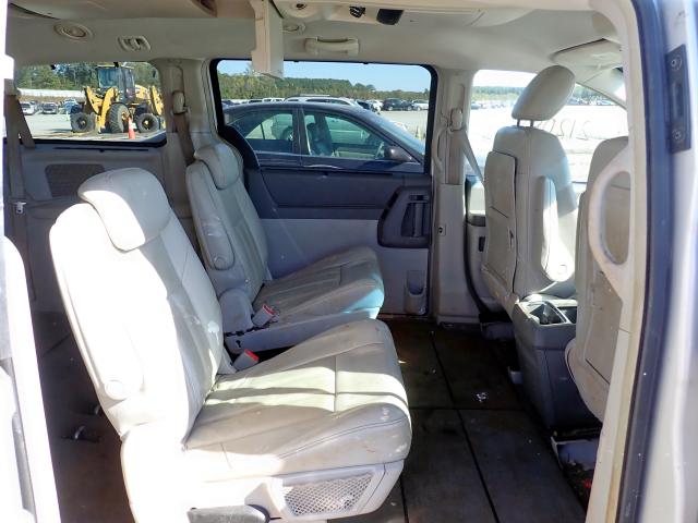 Photo 6 from auction – 2008 CHRYSLER TOWN & COU with VIN 2A8HR54P88R114898