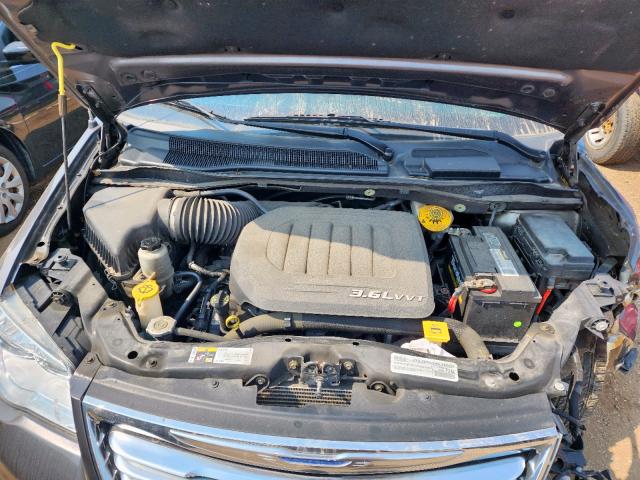 Photo 7 from auction – 2015 CHRYSLER TOWN & COU with VIN 2C4RC1BG1FR676101