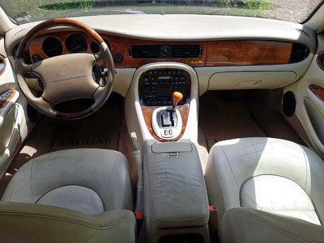 Photo 5 from auction – 2002 JAGUAR VANDENPLAS with VIN SAJDA24C02LF49489