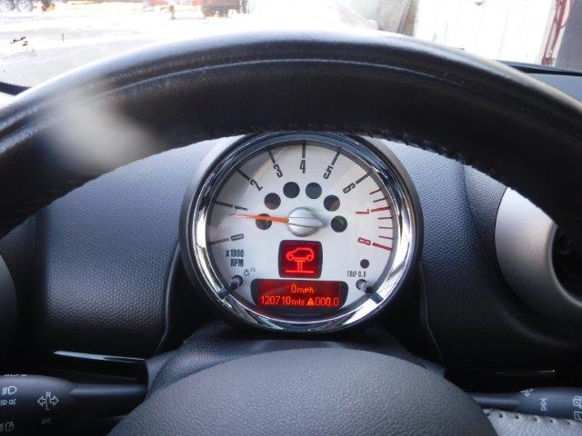 Photo 8 from auction – 2011 MINI COOPER S C with VIN WMWZC5C5XBWH99806