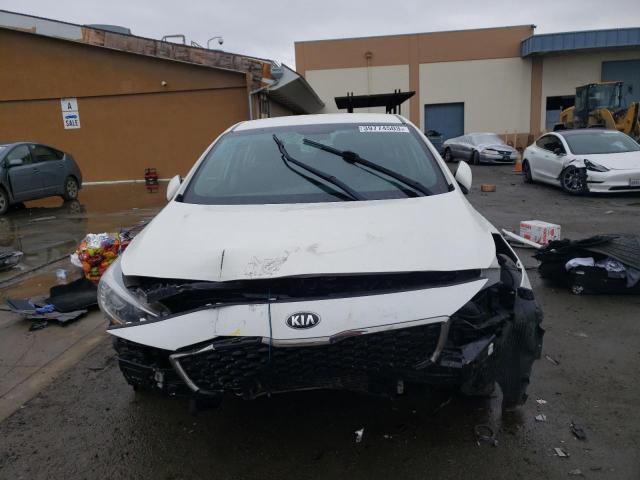 Photo 5 from auction – 2017 KIA FORTE LX with VIN 3KPFL4A78HE049891