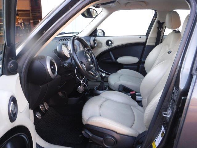 Photo 5 from auction – 2011 MINI COOPER S C with VIN WMWZC5C5XBWH99806