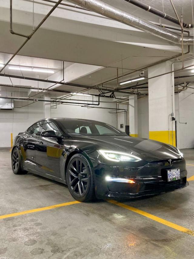 TESLA MODEL S 2022 with VIN 5YJSA1E55NF482523 - Photo from auction