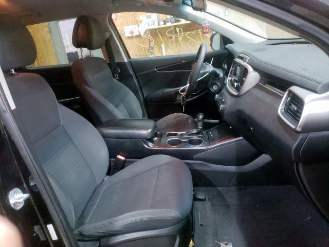 Photo 5 from auction – 2016 KIA SORENTO LX with VIN 5XYPGDA56GG047467