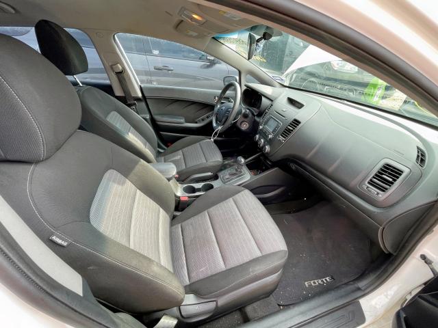 Photo 5 from auction – 2016 KIA FORTE EX with VIN KNAFX5A81G5494046