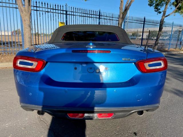 Photo 4 from auction – 2017 FIAT 124 SPIDER with VIN JC1NFAEK9H0100840