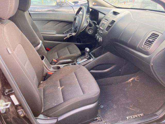 Photo 5 from auction – 2017 KIA FORTE LX with VIN 3KPFK4A76HE042442