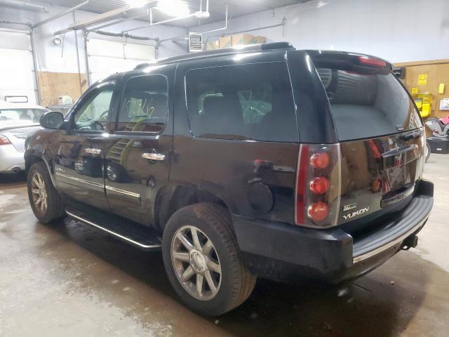 Photo 3 from auction – 2010 GMC YUKON DENA with VIN 1GKUKEEF0AR276606