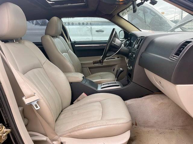 Photo 5 from auction – 2005 CHRYSLER 300C with VIN 2C3JA63H55H621408