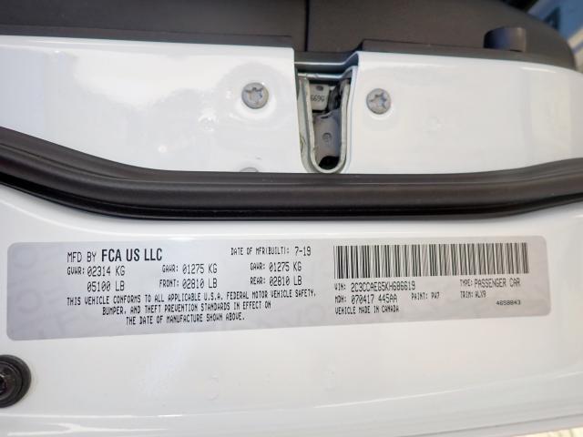 Photo 10 from auction – 2019 CHRYSLER 300 LIMITE with VIN 2C3CCAEG5KH686619