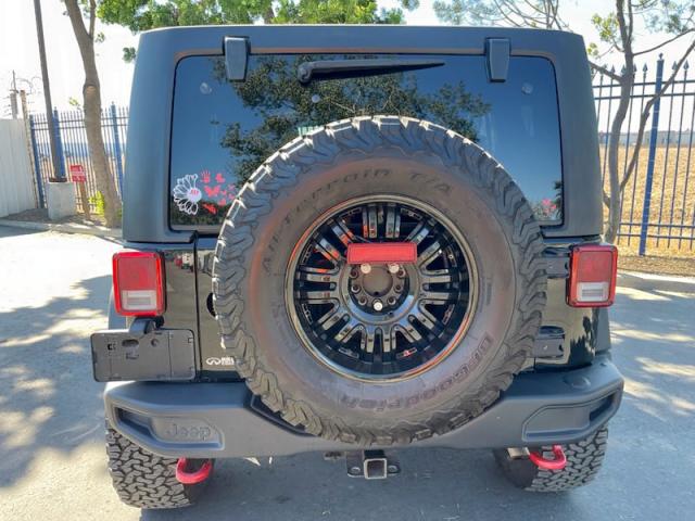Photo 4 from auction – 2016 JEEP WRANGLER U with VIN 1C4BJWFG8GL229645
