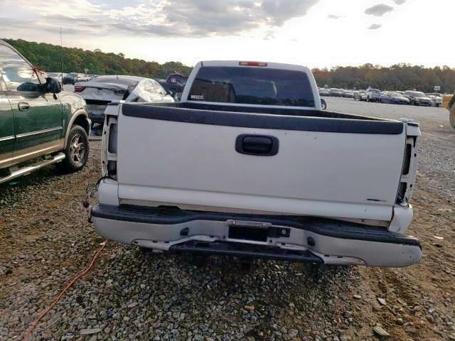 Photo 9 from auction – 2003 CHEVROLET SILVERADO with VIN 1GCEC14V43Z288436