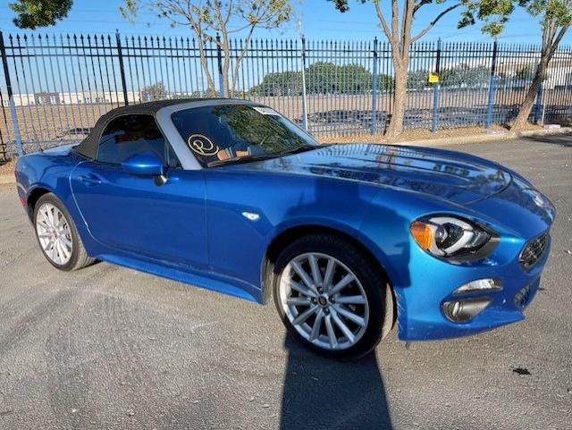 FIAT 124 SPIDER 2017 with VIN JC1NFAEK9H0100840 - Photo from auction