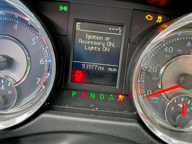 Photo 8 from auction – 2015 CHRYSLER TOWN & COU with VIN 2C4RC1CG5FR578543