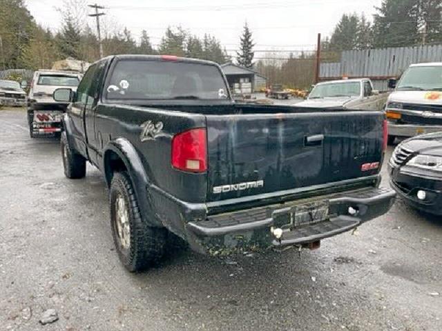 Photo 3 from auction – 2003 GMC SONOMA with VIN 1GTCT19X438278397