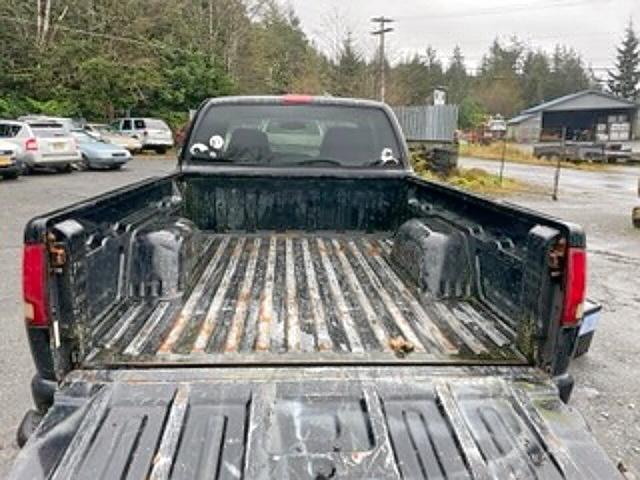 Photo 6 from auction – 2003 GMC SONOMA with VIN 1GTCT19X438278397