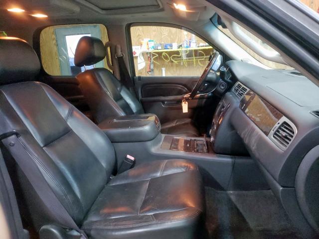 Photo 5 from auction – 2010 GMC YUKON DENA with VIN 1GKUKEEF0AR276606