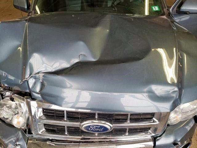 Photo 7 from auction – 2011 FORD ESCAPE LIM with VIN 1FMCU9EG2BKB18064