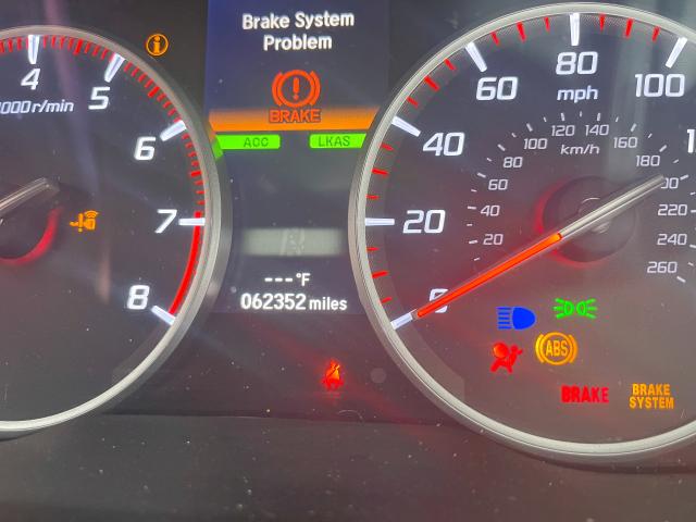 Photo 8 from auction – 2019 ACURA ILX PREMIU with VIN 19UDE2F8XKA003532