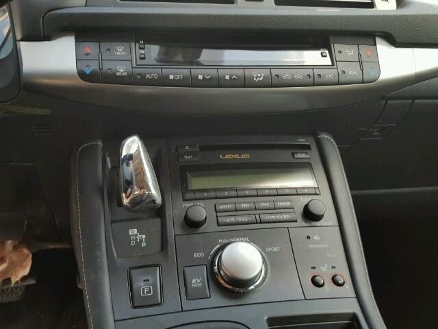 Photo 9 from auction – 2013 LEXUS CT200H with VIN JTHKD5BH3D2171296
