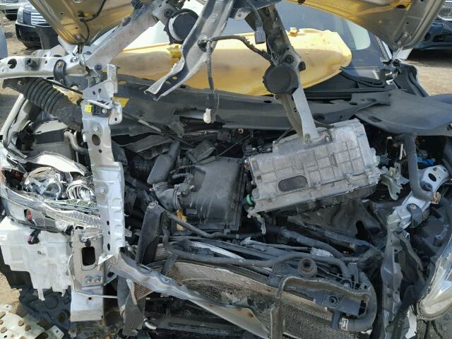 Photo 7 from auction – 2013 LEXUS CT200H with VIN JTHKD5BH3D2171296