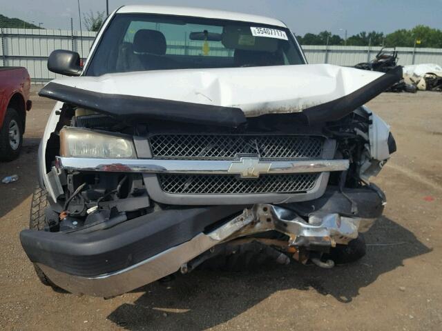 Photo 9 from auction – 2004 CHEVROLET SILVERADO with VIN 1GCHC24U74E152837