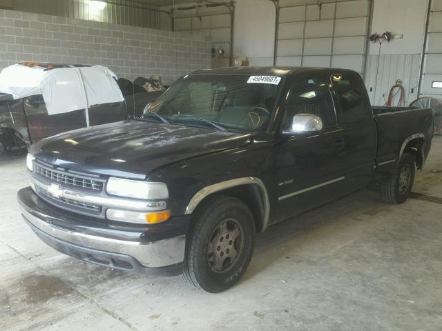 Photo 2 from auction – 2001 CHEVROLET SILVERADO with VIN 2GCEC19T411391613