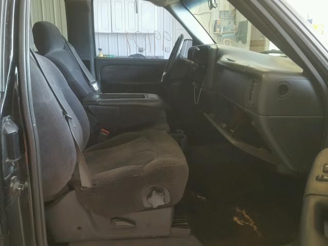 Photo 5 from auction – 2001 CHEVROLET SILVERADO with VIN 2GCEC19T411391613