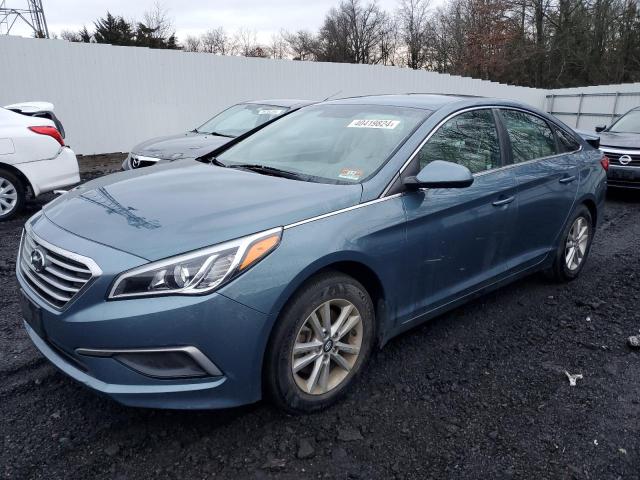 HYUNDAI SONATA SE 2017 with VIN 5NPE24AF6HH585515 - Photo from auction
