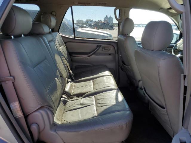 Photo 11 from auction – 2005 TOYOTA SEQUOIA SR with VIN 5TDZT34A95S248318