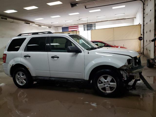 Photo 4 from auction – 2010 FORD ESCAPE XLT with VIN 1FMCU9D71AKC55853