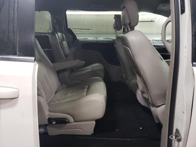 Photo 10 from auction – 2013 CHRYSLER TOWN & COU with VIN 2C4RC1CG8DR536123