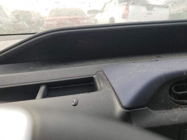 Photo 9 from auction – 2016 TOYOTA PRIUS C with VIN JTDKDTB35G1132987