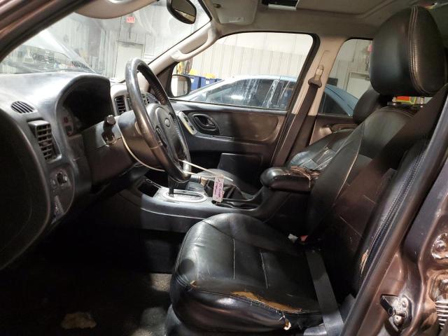 Photo 7 from auction – 2005 FORD ESCAPE LIM with VIN 1FMYU04175KB75959