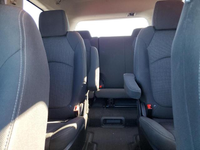 Photo 10 from auction – 2017 CHEVROLET TRAVERSE L with VIN 1GNKRGKD9HJ161368