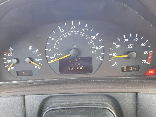 Photo 9 from auction – 2000 MERCEDES-BENZ E 430 with VIN WDBJF70J4YB067932