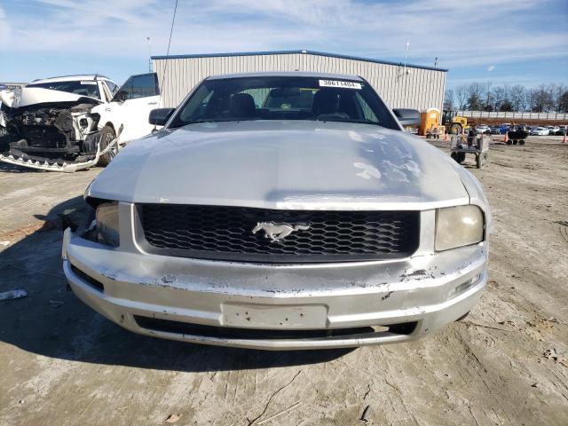 Photo 5 from auction – 2005 FORD MUSTANG with VIN 1ZVFT80N455191098