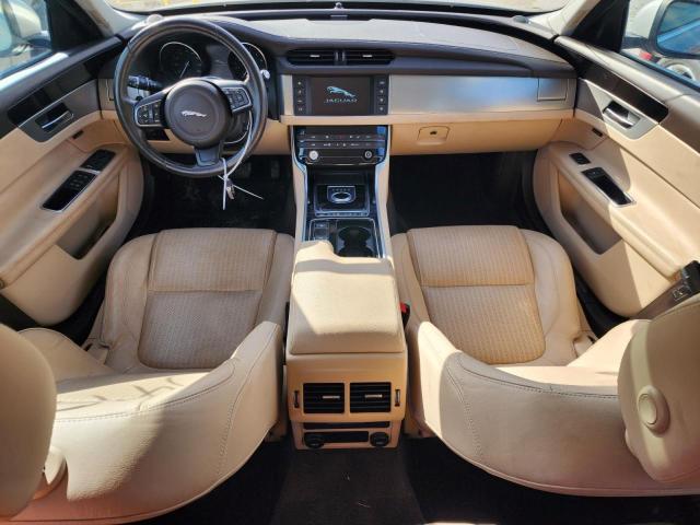 Photo 10 from auction – 2017 JAGUAR XF PRESTIG with VIN SAJBE4BV2HCY28427