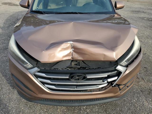 Photo 12 from auction – 2017 HYUNDAI TUCSON SE with VIN KM8J23A42HU477689