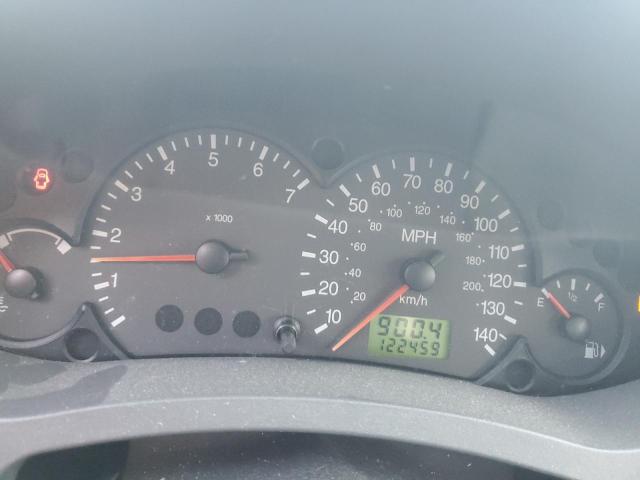 Photo 9 from auction – 2005 FORD FOCUS ZX4 with VIN 1FAFP34N75W311528