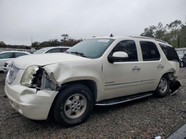 GMC YUKON DENA 2011 with VIN 1GKS2EEF4BR273104 - Photo from auction