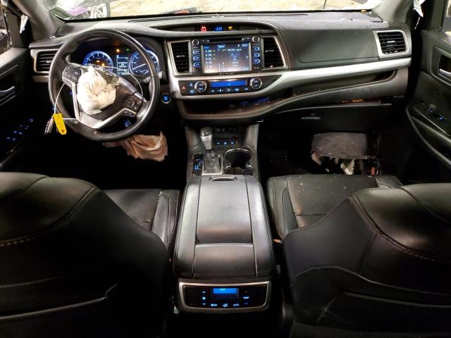 Photo 8 from auction – 2018 TOYOTA HIGHLANDER with VIN 5TDJZRFH1JS829279