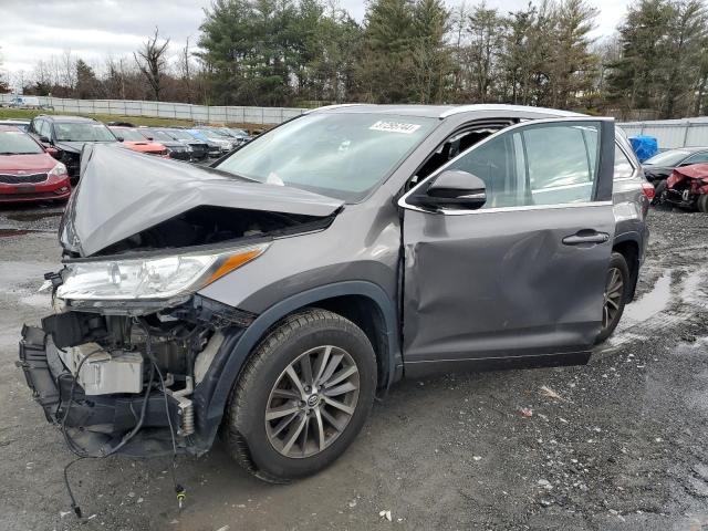 TOYOTA HIGHLANDER 2017 with VIN 5TDJZRFH7HS522788 - Photo from auction