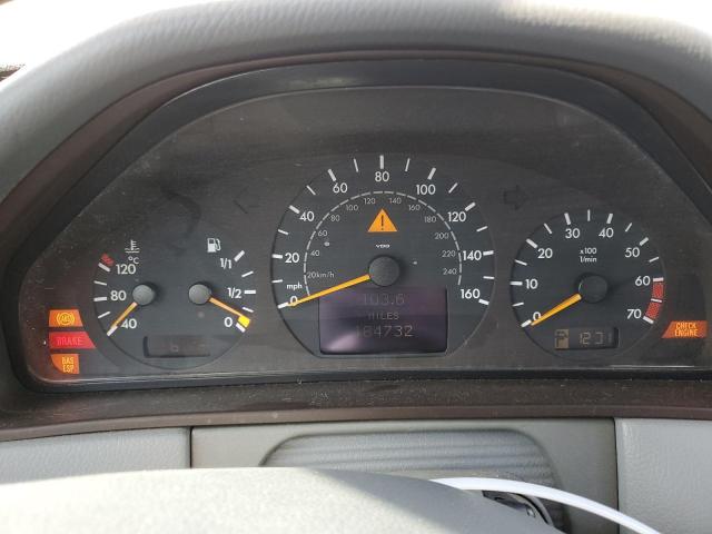 Photo 9 from auction – 2001 MERCEDES-BENZ E 320 with VIN WDBJF65J41B320837